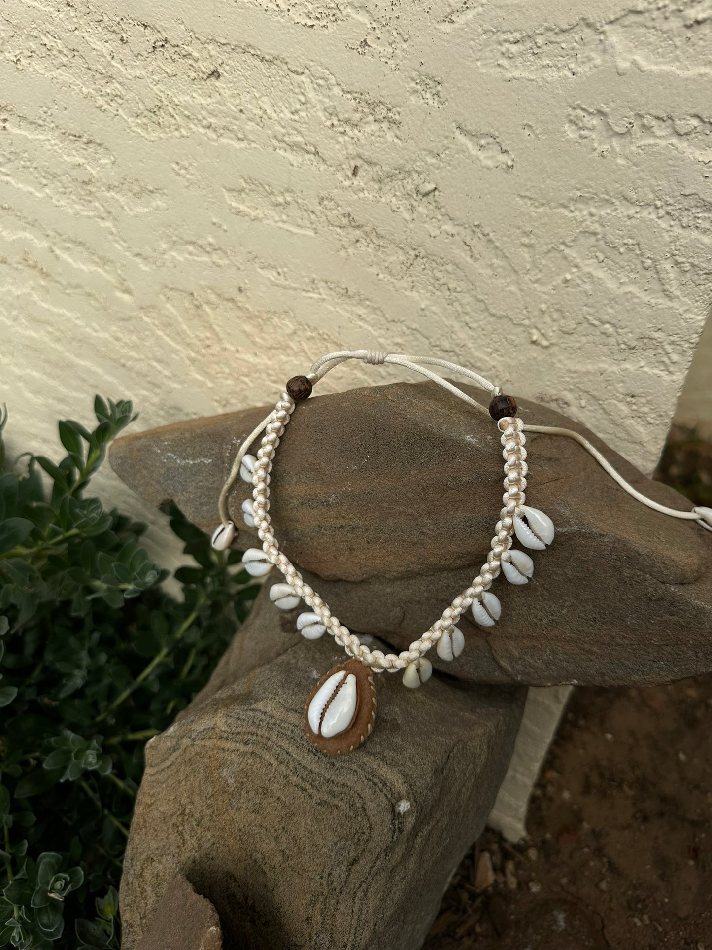 Cowrie Cluster | Necklace