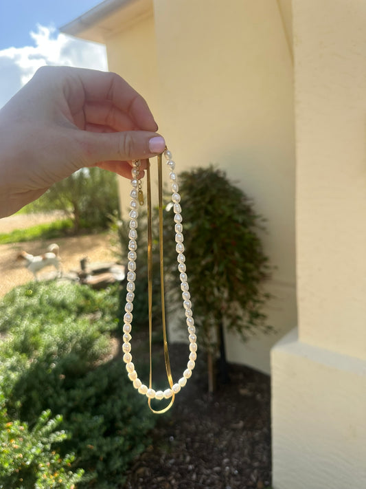 Adella Necklace | Gold