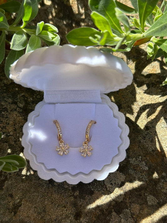 Blossom Huggies | Earring